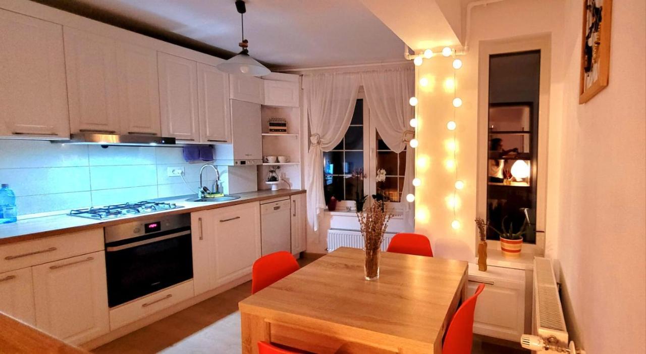 Opera Apart Appartement Braşov Buitenkant foto