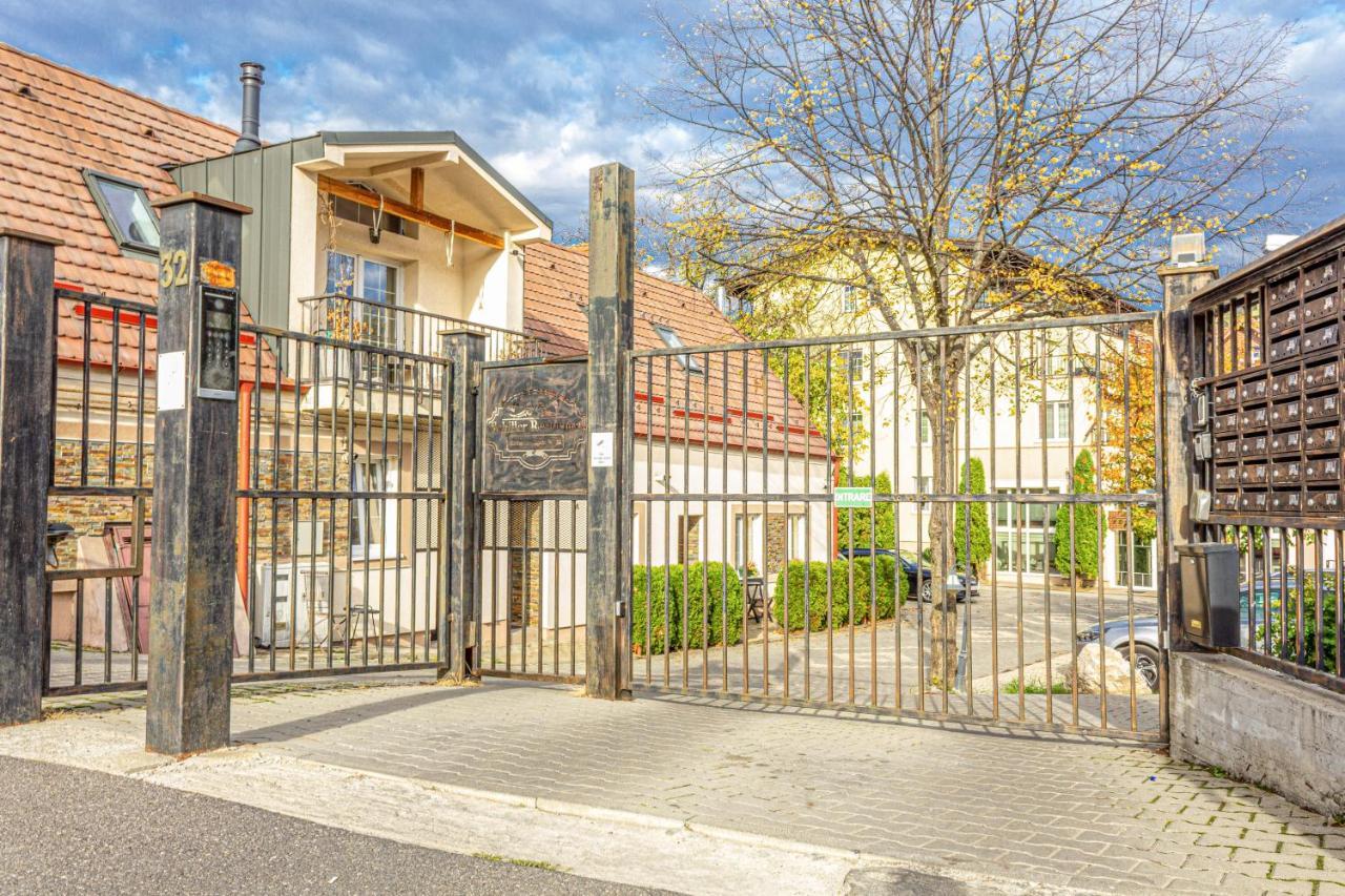 Opera Apart Appartement Braşov Buitenkant foto